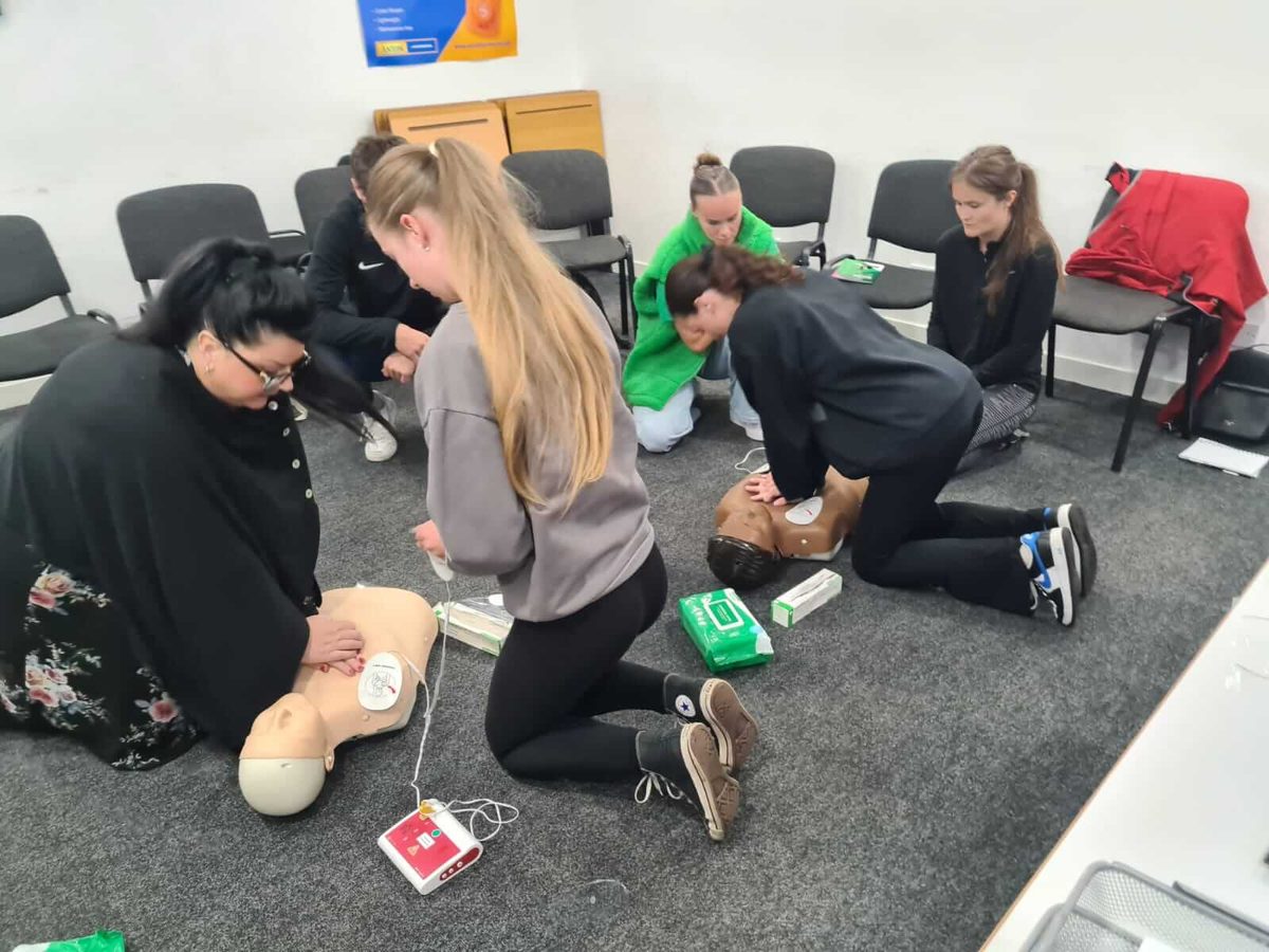 Basic Life Support (BLS) training in Newcastle